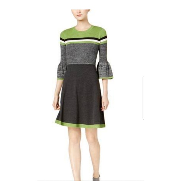 Jessica Howard Dresses & Skirts - New Jessica Howard Bell Sleeve Sweater Dress